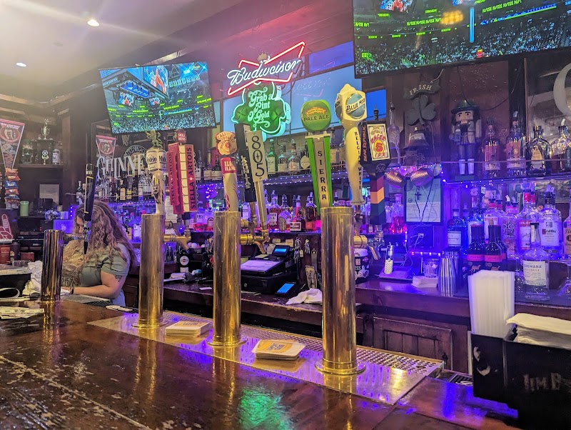 Newell's Cocktail Lounge photo 4