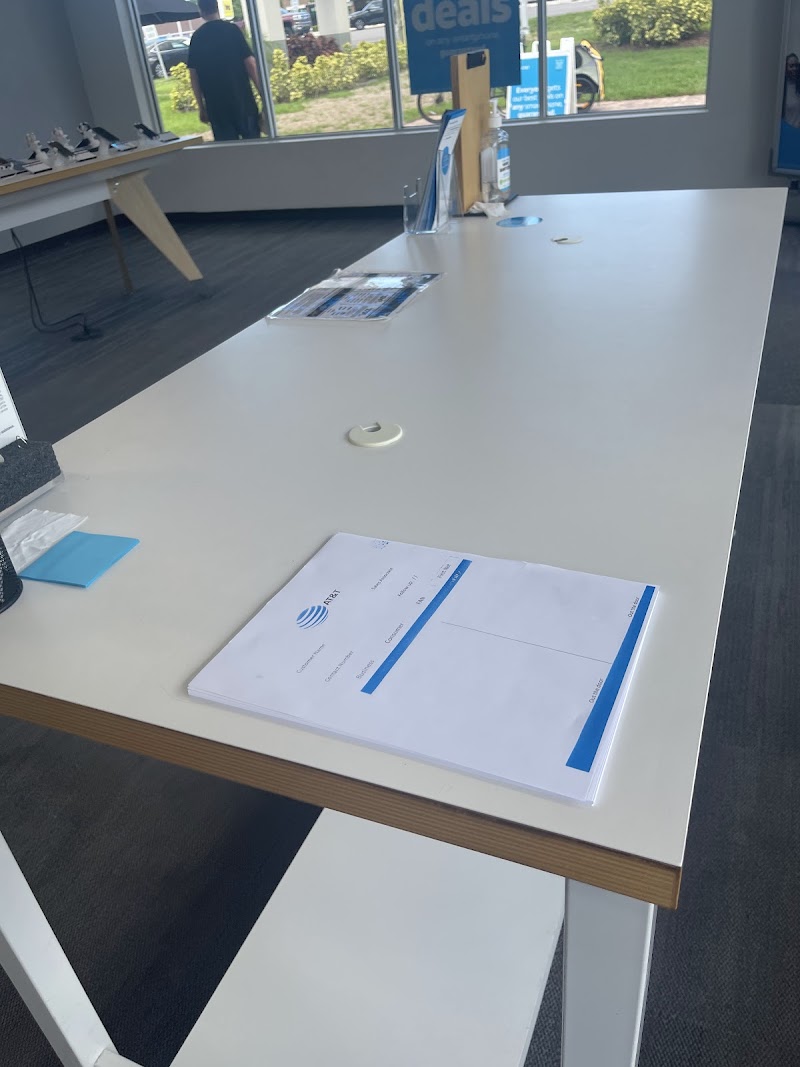 AT&T Store photo 5