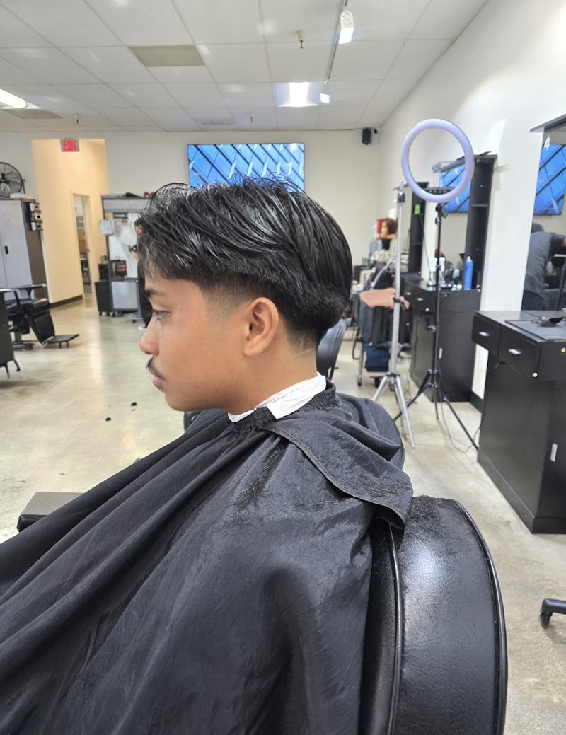 The Barber Jeny photo 2