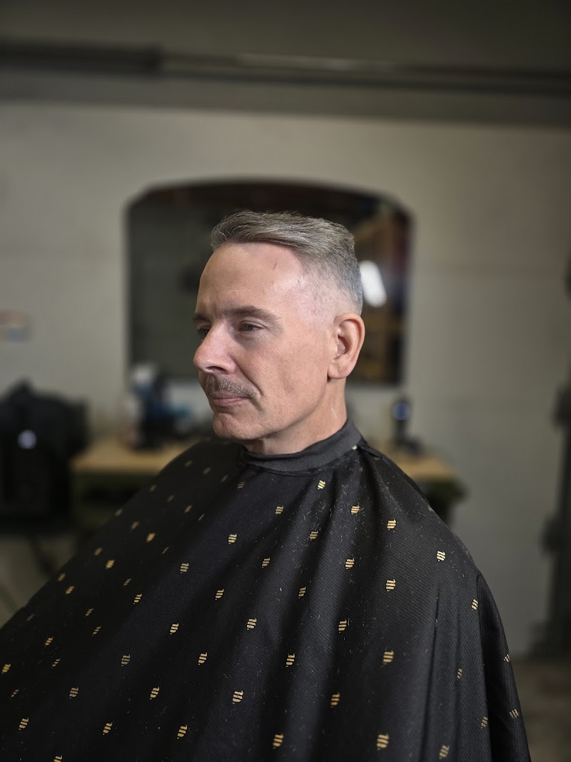 The Barber Jeny photo 5
