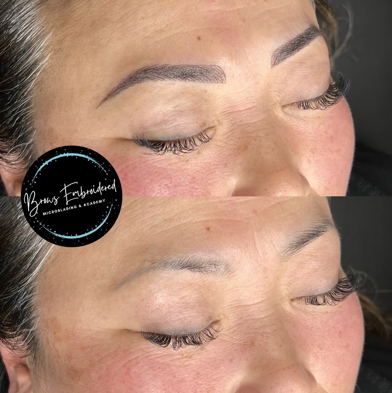 Brows Embroidered Microblading and Powder Combo photo 4