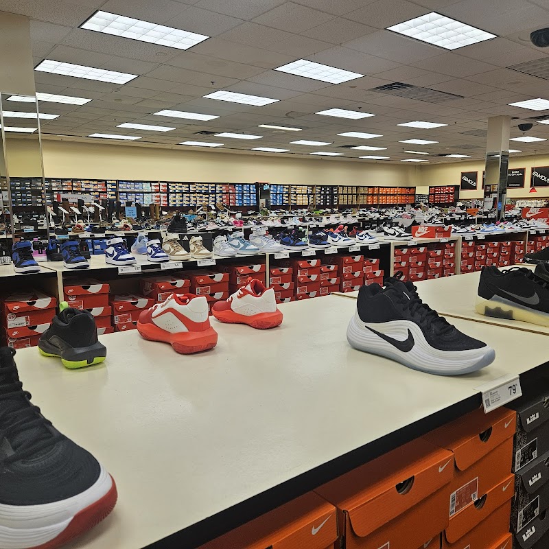 Famous Footwear photo 3
