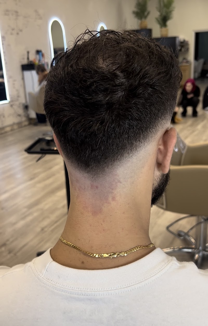 Arianna Babe Barber photo 5