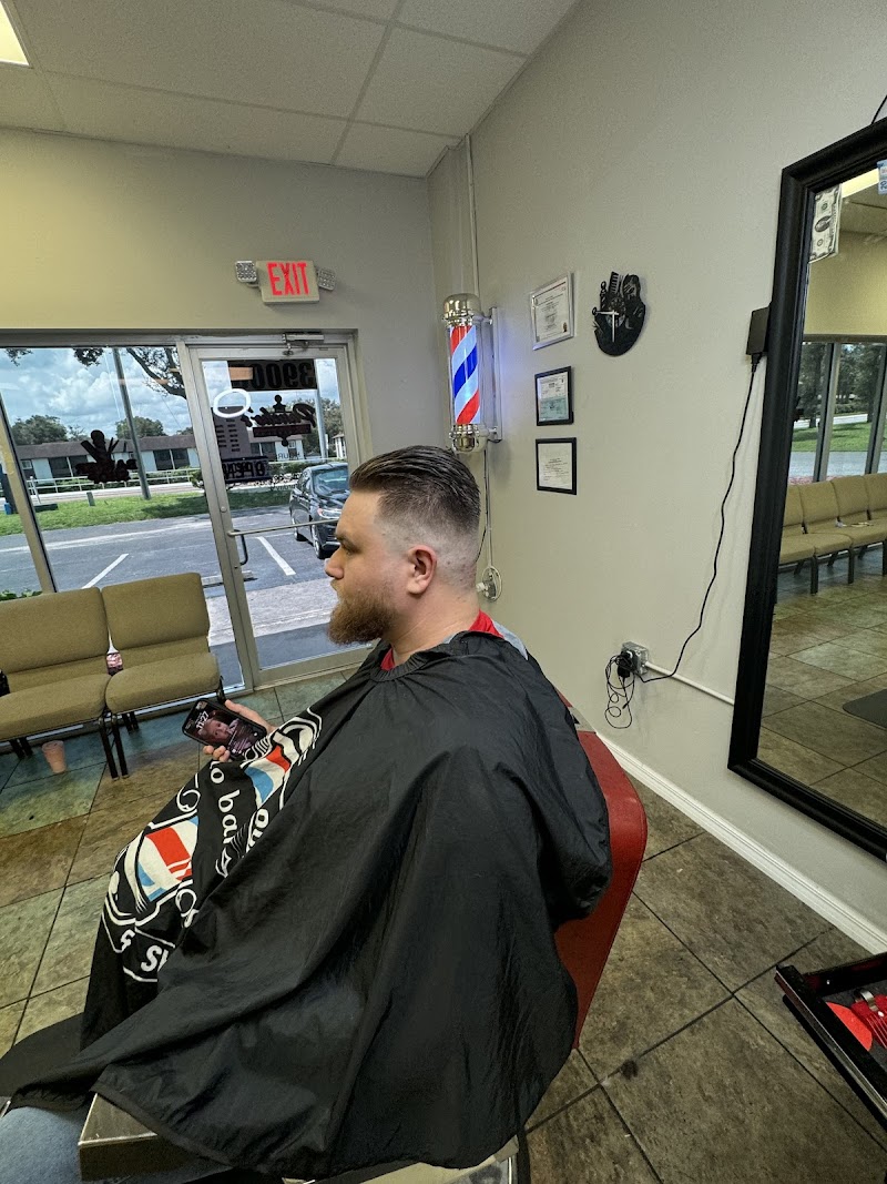 Pancho’s cut shave barber shop photo 5