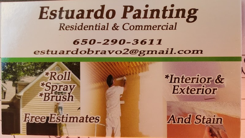 Photo of Estuardo painting