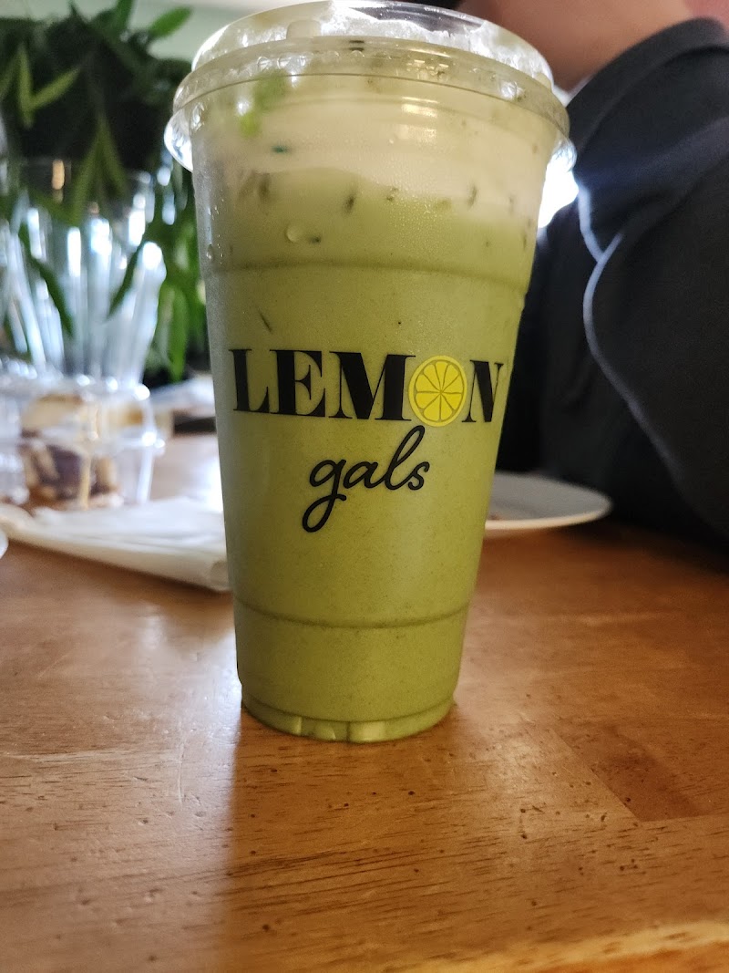 Lemon gals photo 3