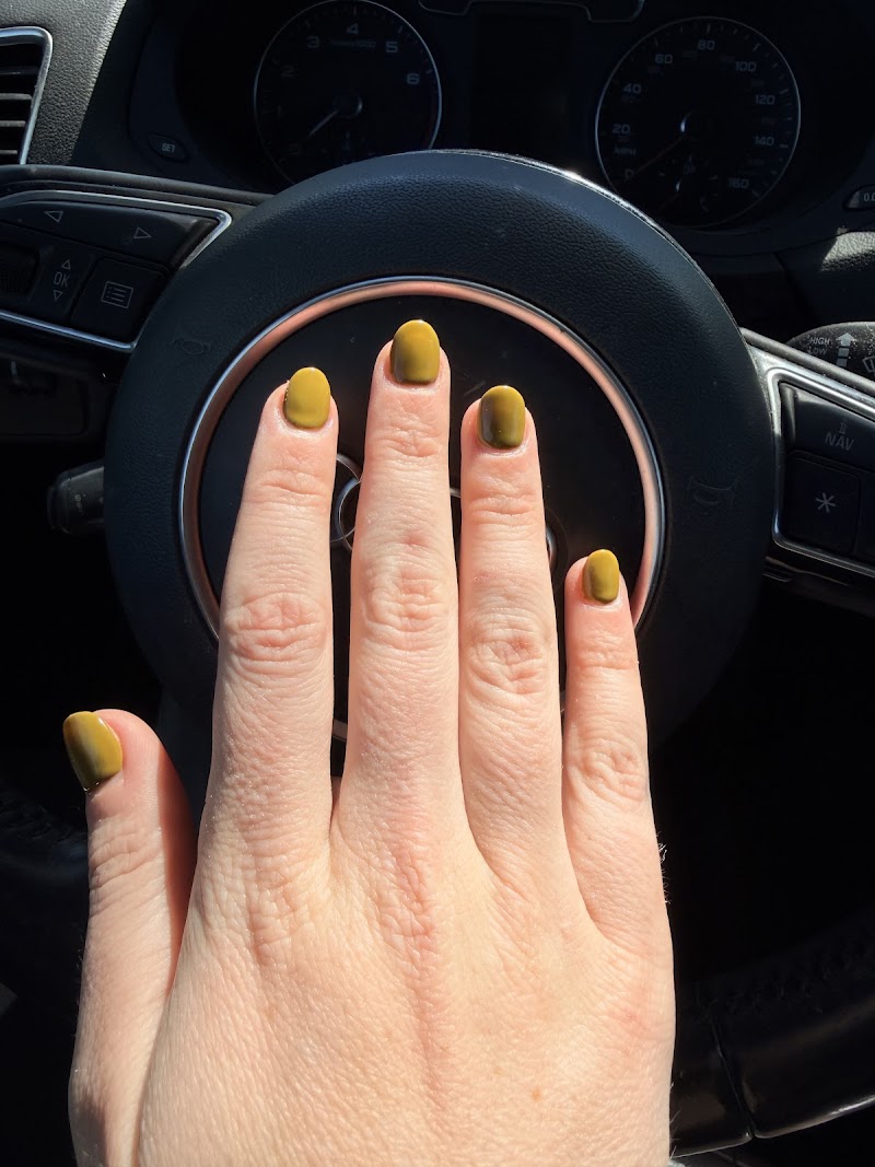 Cali Nails and Spa photo 5