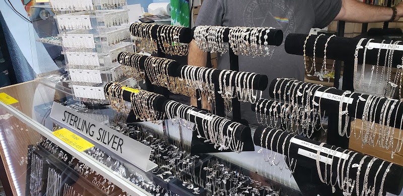 Safety Harbor Gifts and Jewelry photo 3