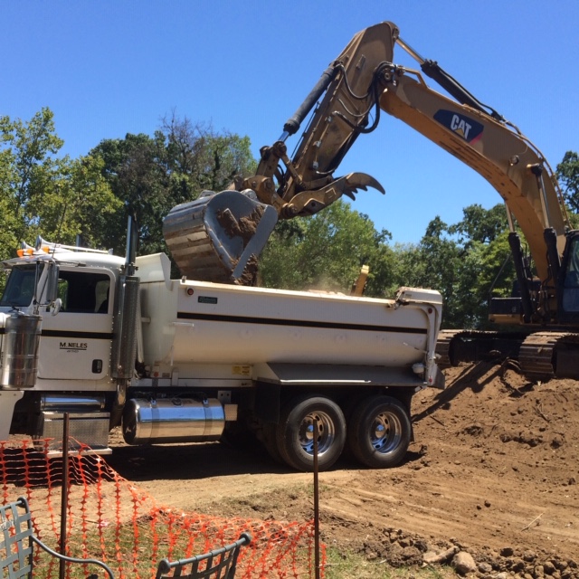 Mike Neles Trucking photo 5