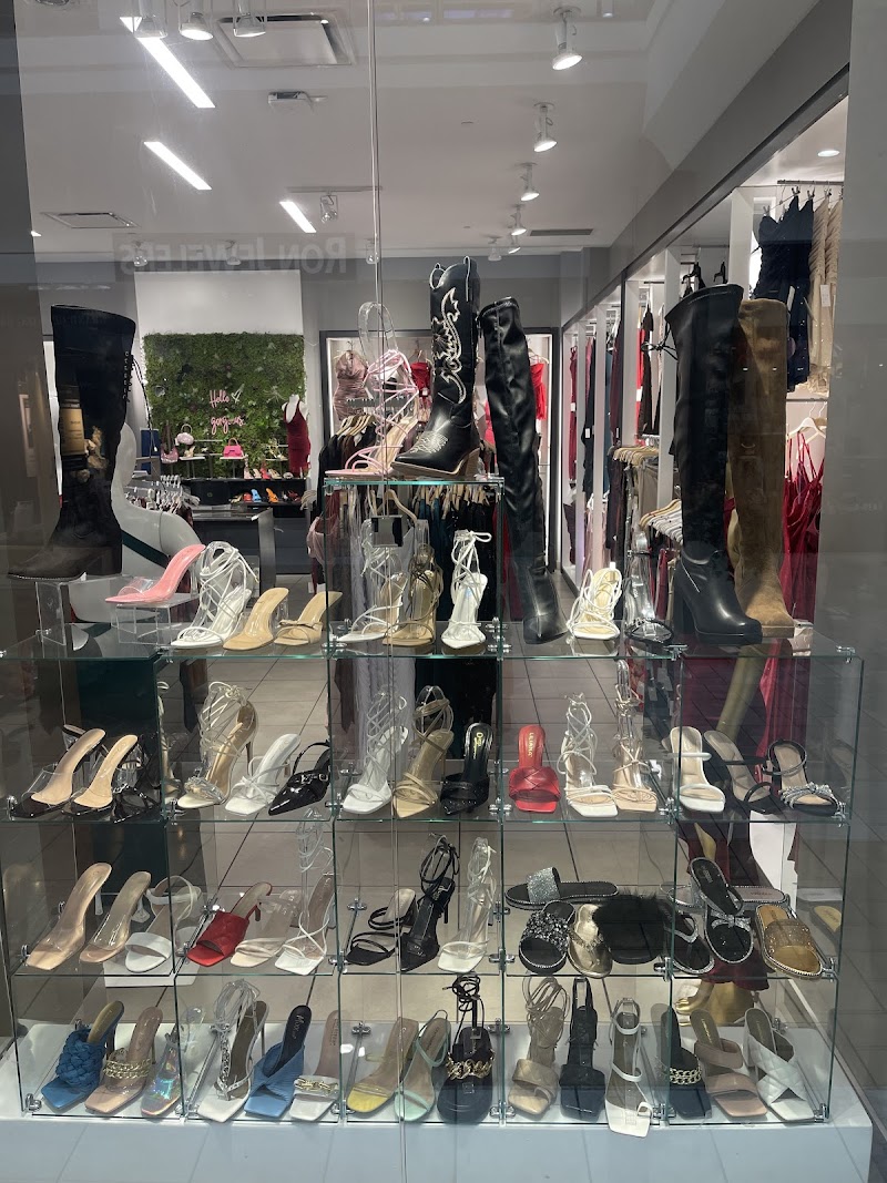 Lgis boutique photo 2
