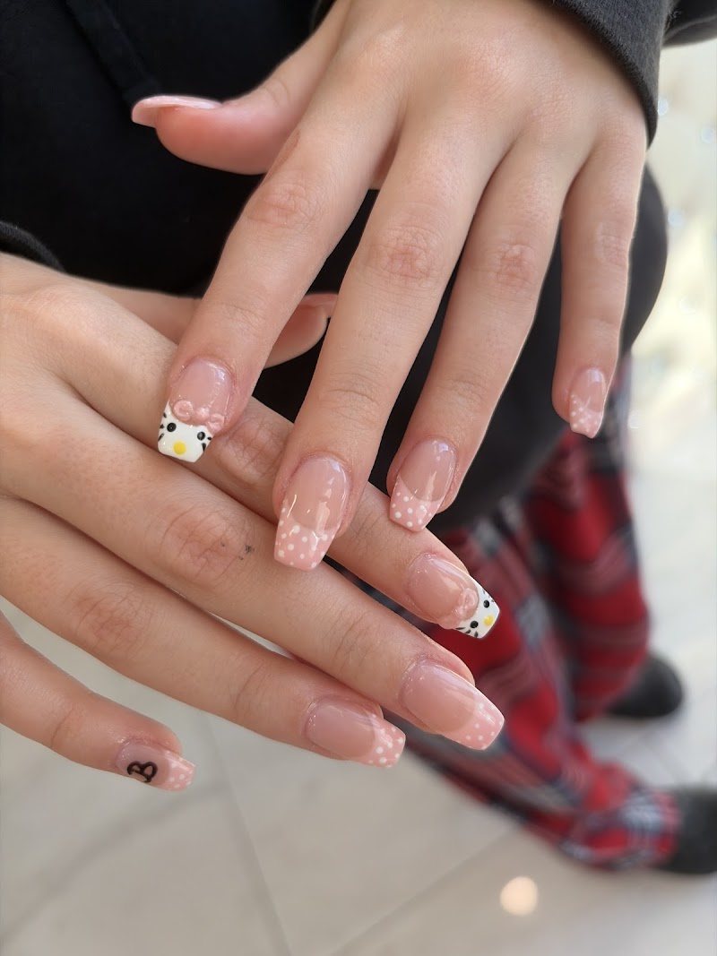 Adore Nail Bar photo 4