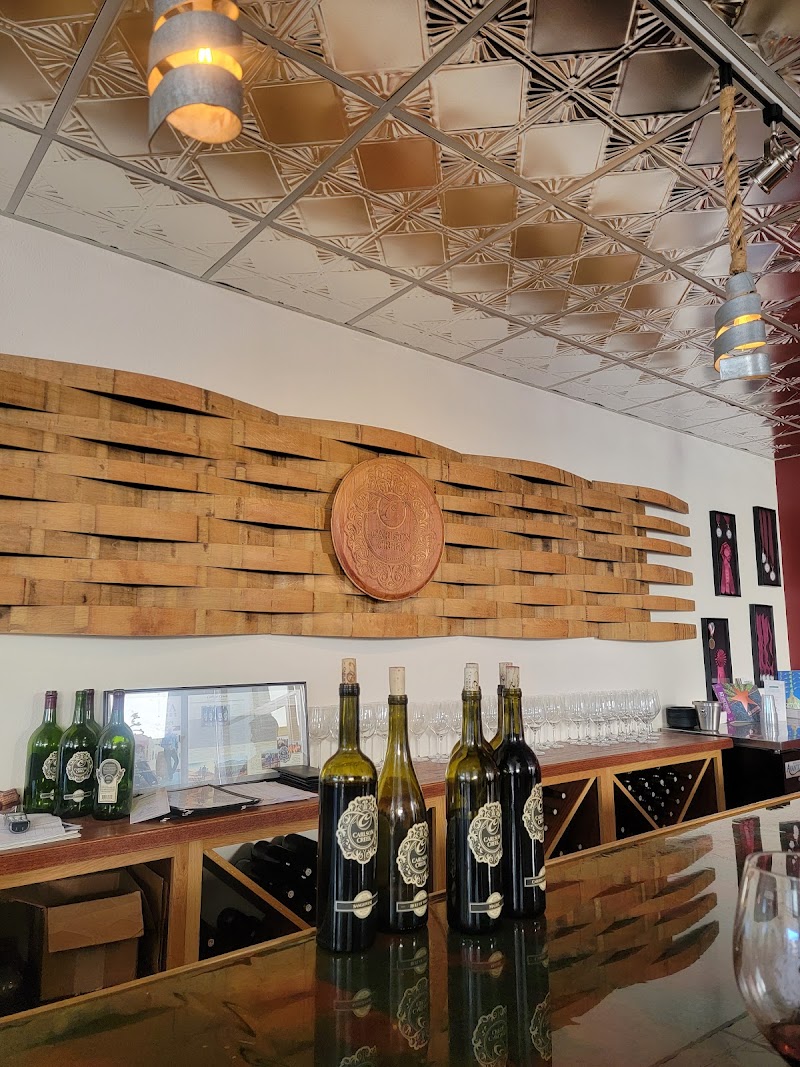 Carlson Creek Vineyard, Scottsdale Tasting Room photo 4