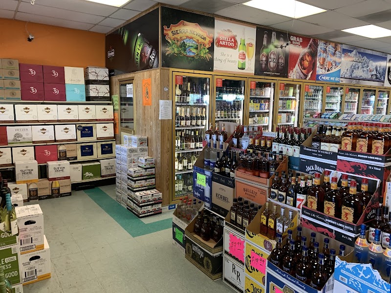 D & D Liquor photo 2