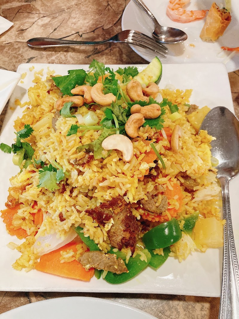 Lynn's Thai Restaurant photo 4