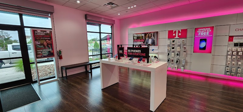 T-Mobile Experience Store photo 2