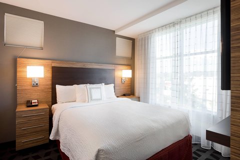 TownePlace Suites by Marriott San Mateo Foster City photo 2