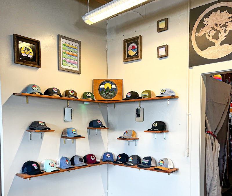 Tommy Breeze Art & Apparel photo 2