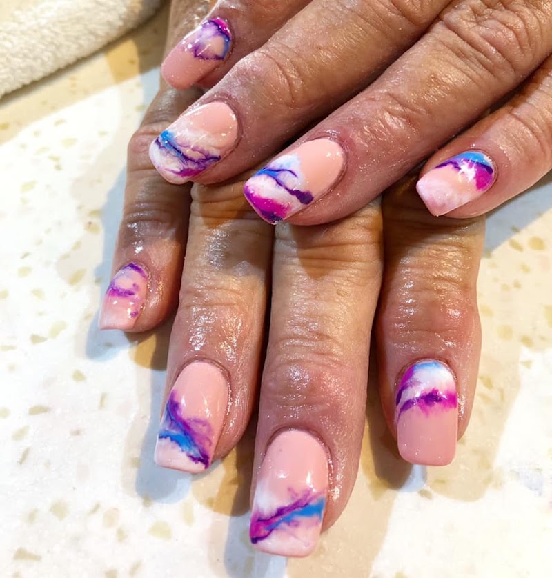 HAPPY NAILS photo 2