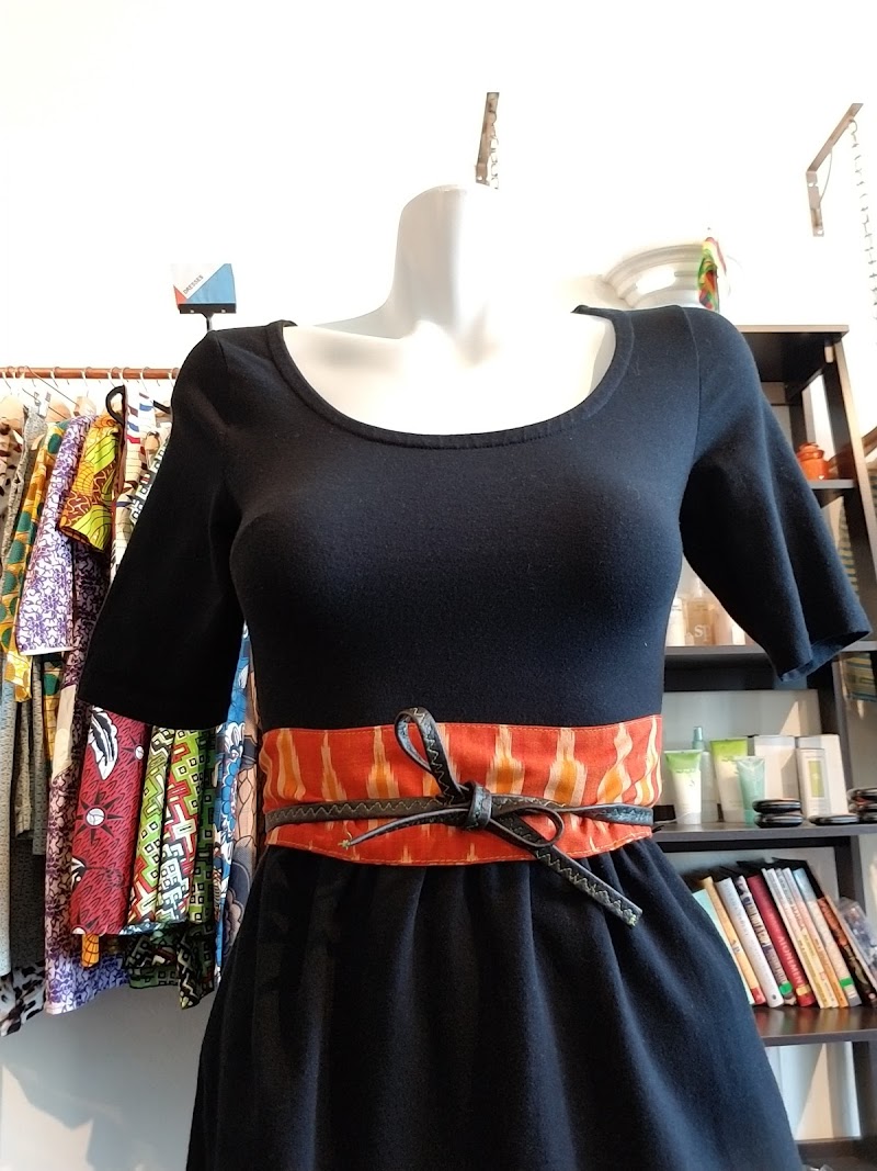 Ne Ndoro "Something African" Boutique & Creative Lab & Bay TuckShop photo 5