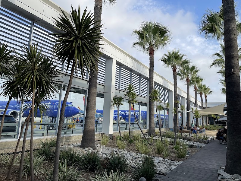 Photo of Long Beach Airport