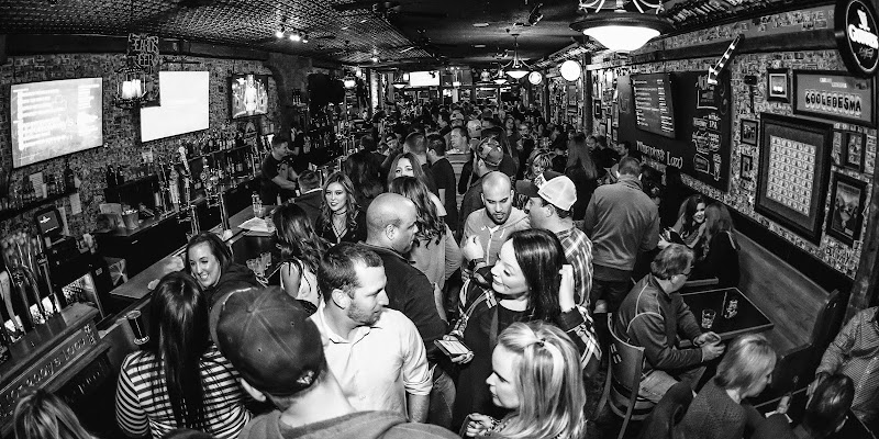 Murphy's Law Irish Pub photo 4
