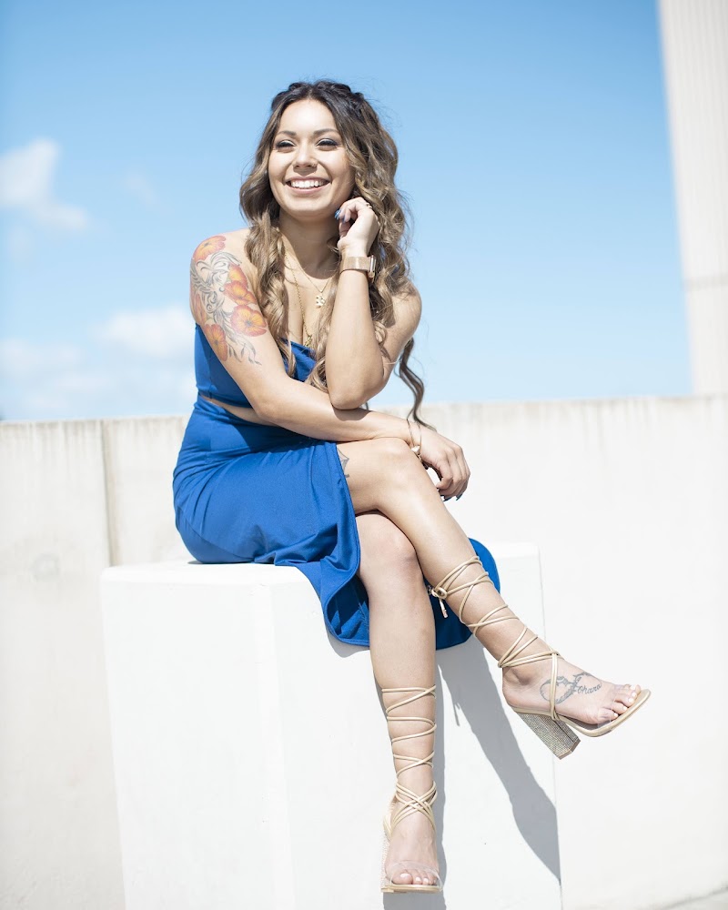 Glamour by D photo 4