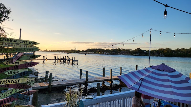 Jerry's Dockside Bar & Grill photo 4