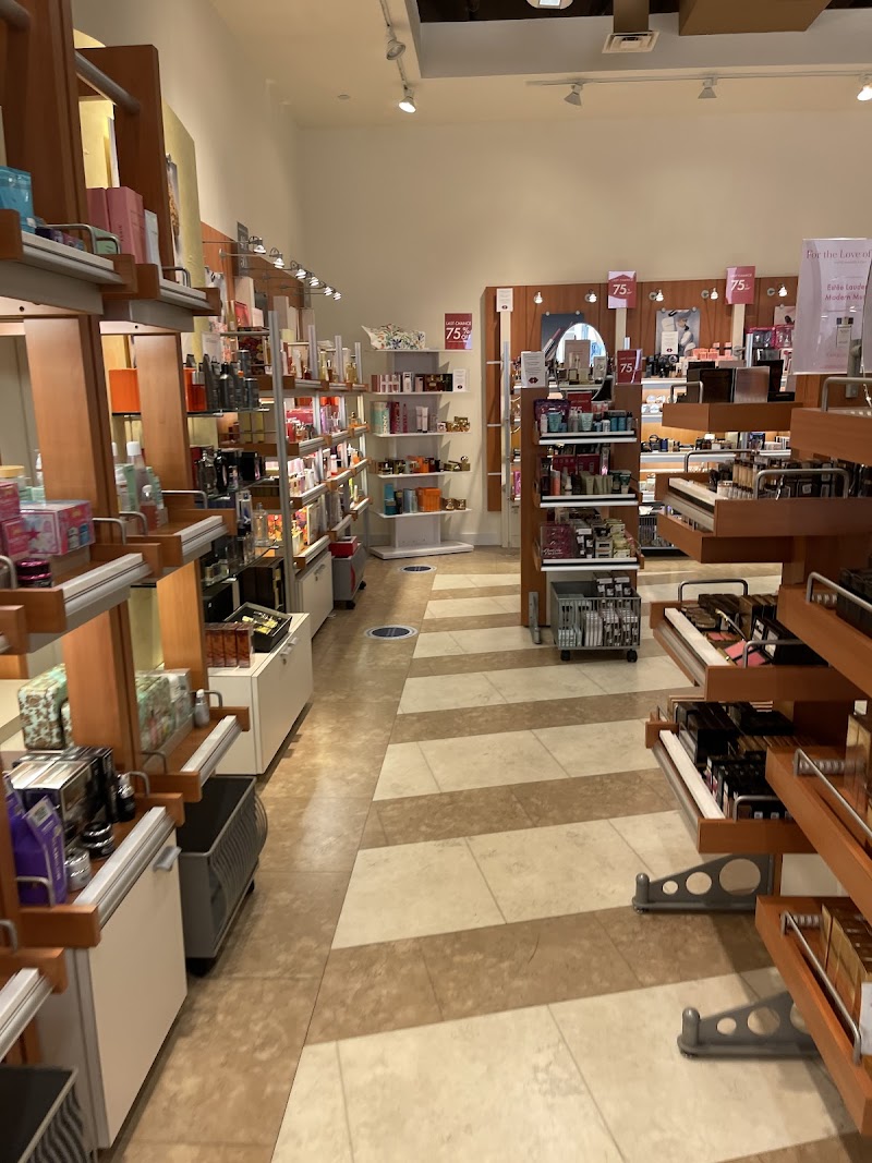 The Cosmetics Company Store photo 3
