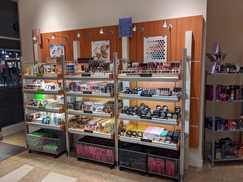 The Cosmetics Company Store photo 5