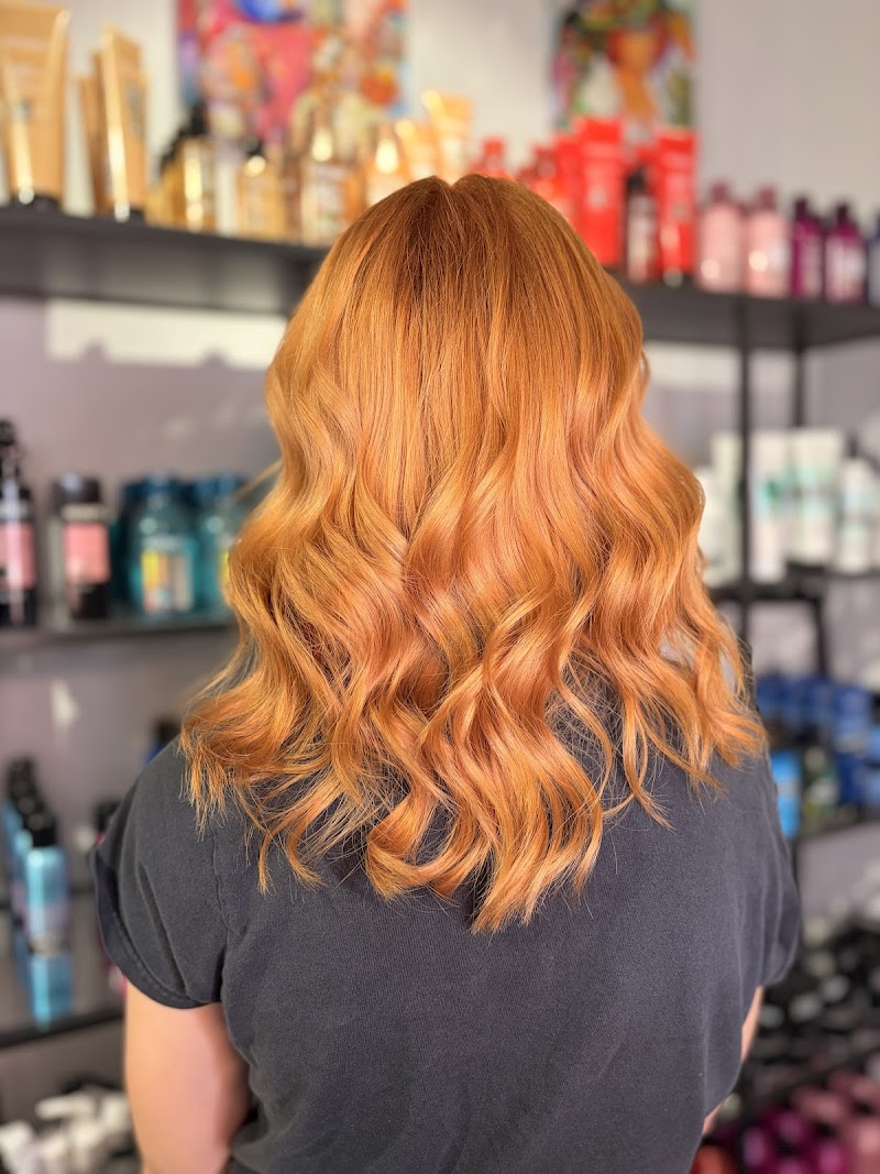 Salon Swank photo 2