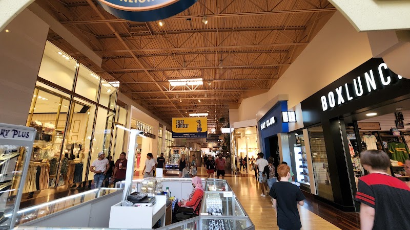 Arizona Mills photo 2