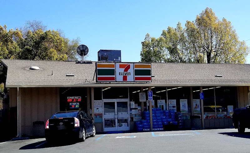 Photo of 7-Eleven