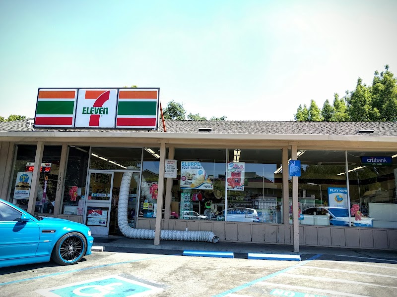 7-Eleven photo 3