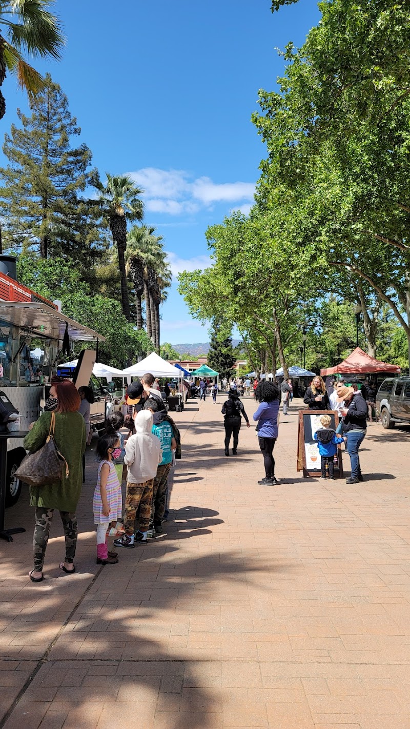 Downtown Vacaville Farmers' Market photo 3