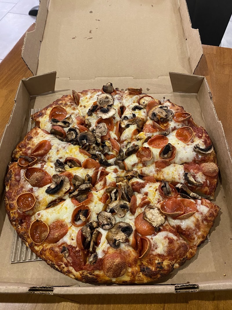 Mountain Mike's Pizza photo 3