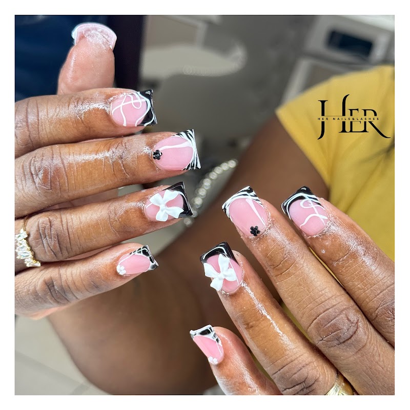 Her Nails & Lashes photo 2