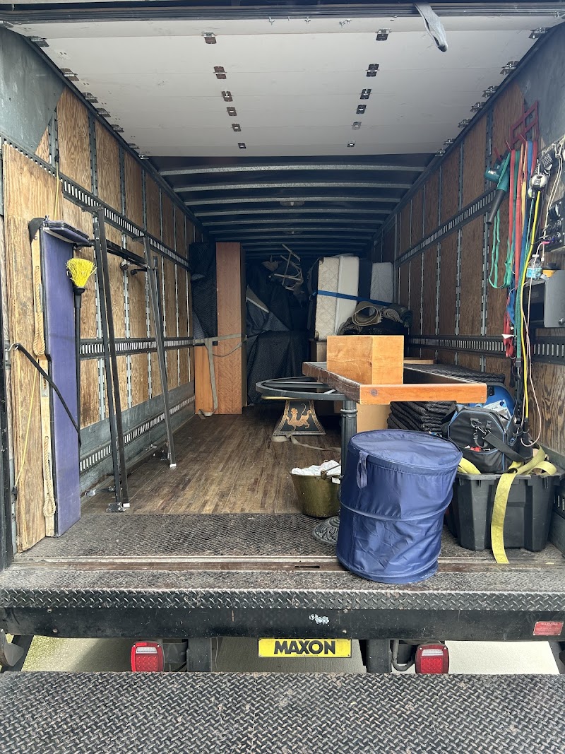 Savannah’s Moving photo 2