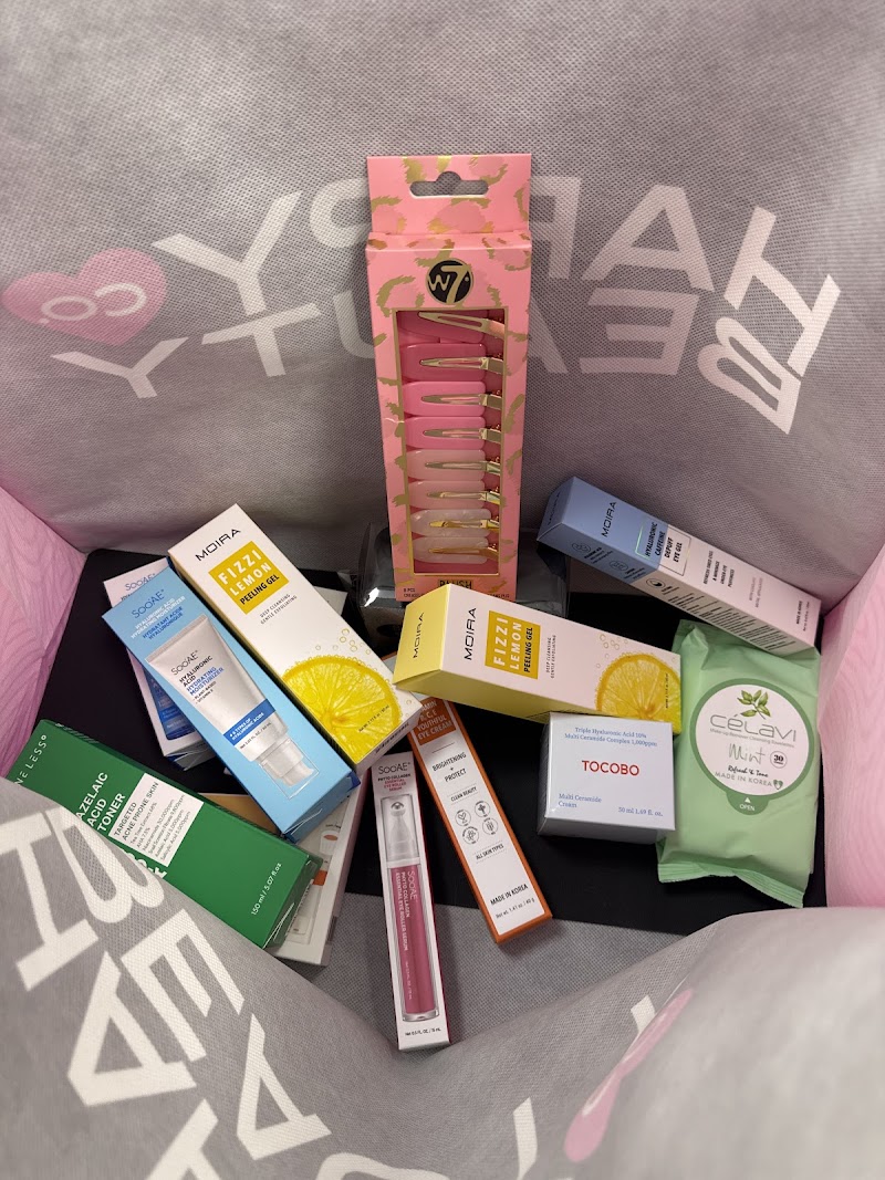 Happy Beauty Co #10846 photo 2
