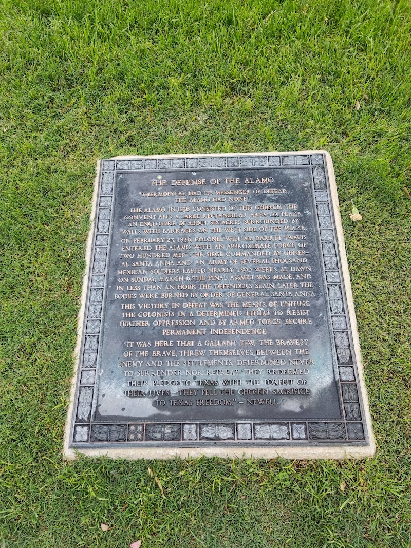 Alamo Cenotaph Monument photo 5
