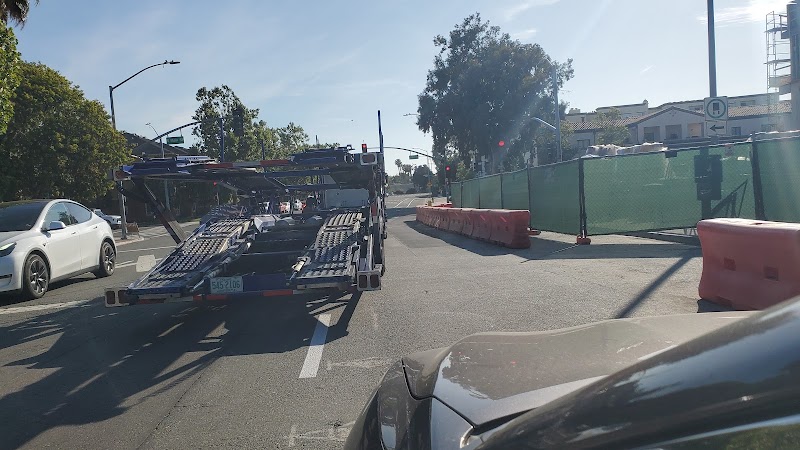 South Main St. at Curtis Ave. photo 2