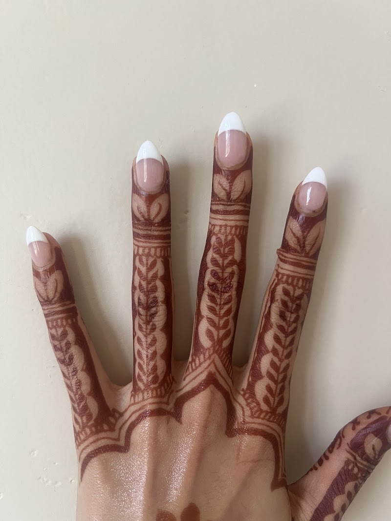 Thehennahues_by_Nidhi photo 2