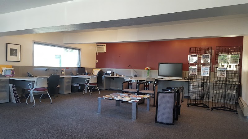 Berkshire Hathaway HS Sonoma County Properties photo 3