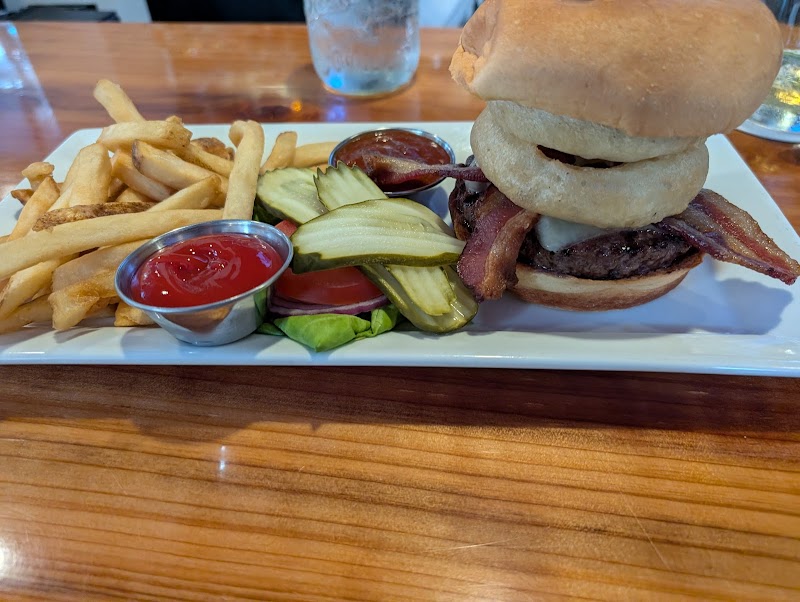 B&V Whiskey Bar & Grille photo 5