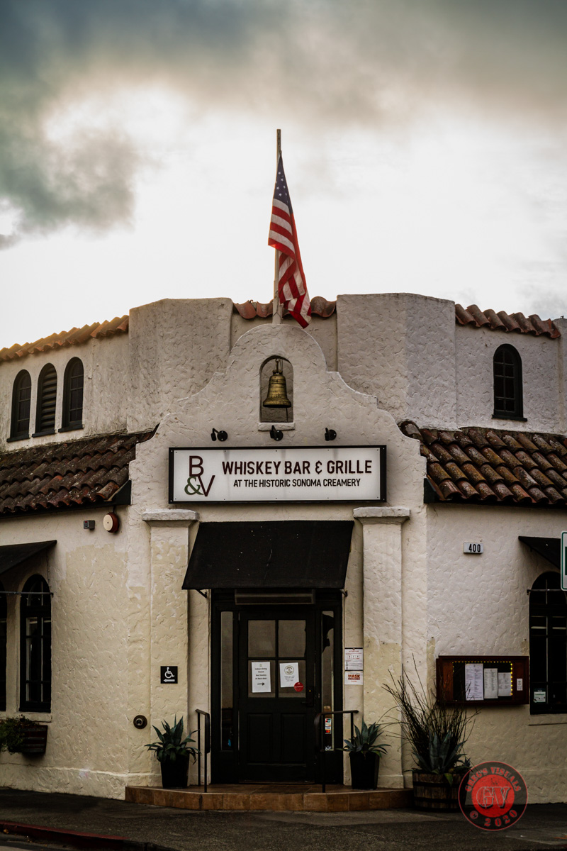 B&V Whiskey Bar & Grille photo 4
