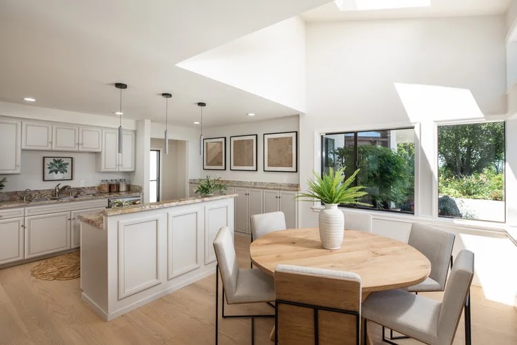Nicholas French, Broker Associate photo 2