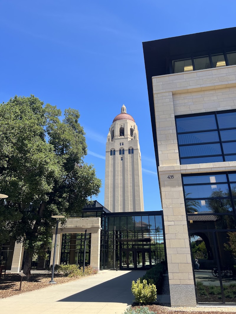 Photo of David and Joan Traitel Building of Hoover Institution
