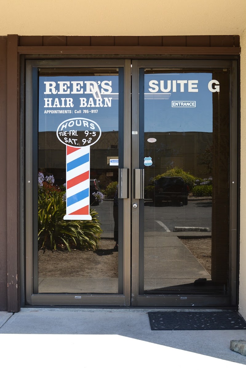 Reed's Hair Barn photo 3