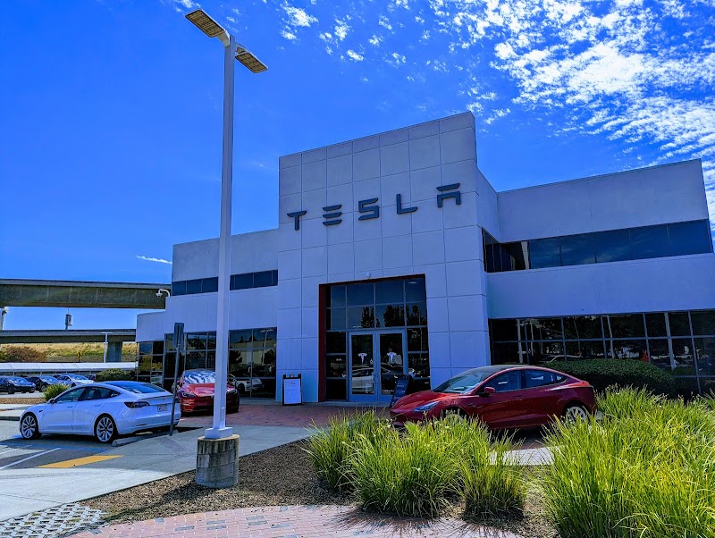 Tesla Supercharger photo 2