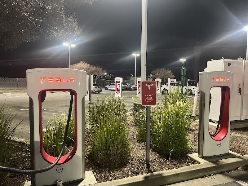 Tesla Supercharger photo 4