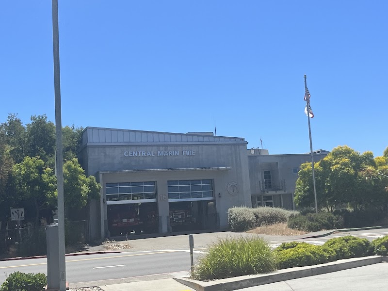 Photo of Larkspur Fire Department Station 16